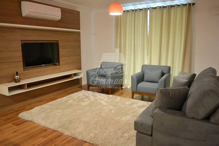 Apartamento Amplo Centro, Gramado, 100m da Rua Coberta