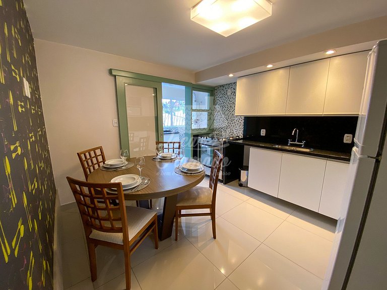 Apartamento a 100m da Rua Coberta