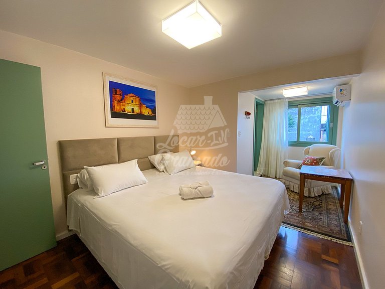 Apartamento a 100m da Rua Coberta