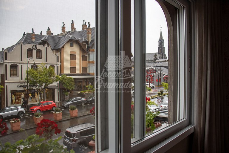 Apartamento a 100m da Rua Coberta
