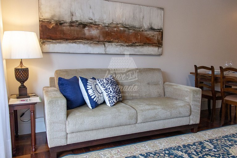 Apartamento a 100m da Rua Coberta