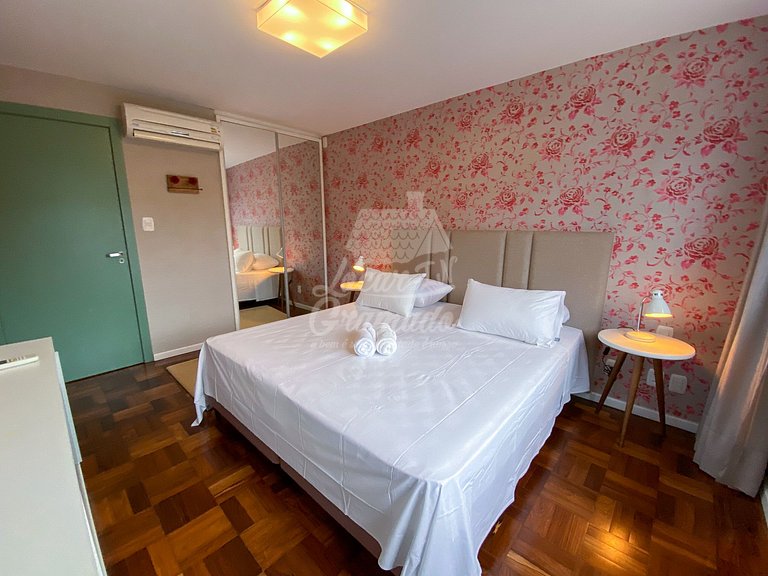 Apartamento a 100m da Rua Coberta