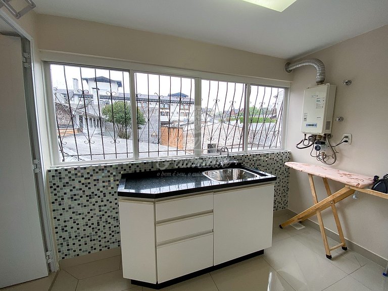 Apartamento a 100m da Rua Coberta