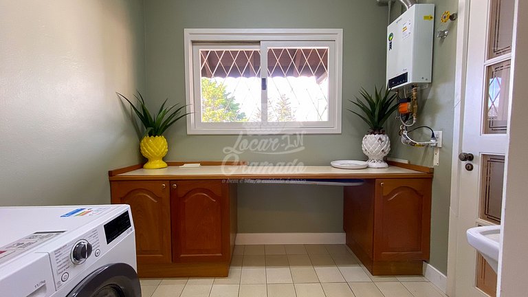 Apartamento Gramado Belíssimo 30m da Rua Coberta