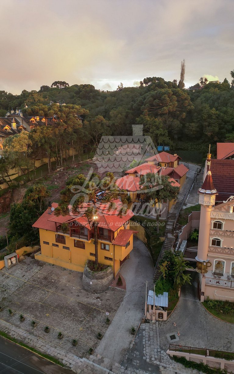 LOCAR-IN GRAMADO - Chalés e Apartamentos Hill Top Centro