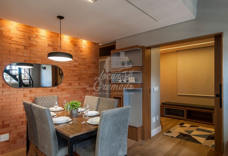 Apartamento Amplo, Gramado, 50m da Igreja de Pedra