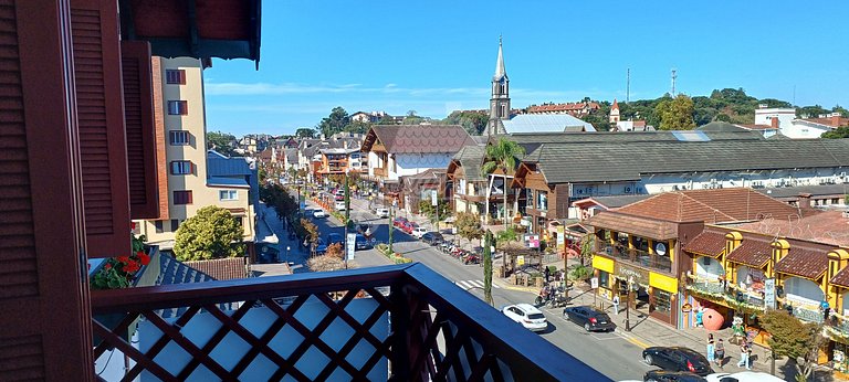 Locar-in Gramado Cobertura a 30m da Rua Coberta